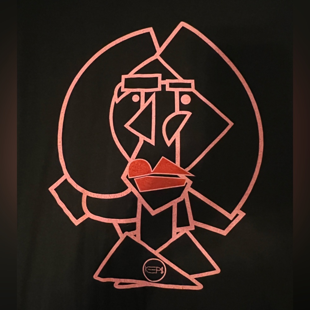 Nwot Keeps On Creating Designer T-Shirts By Keeps… - image 3